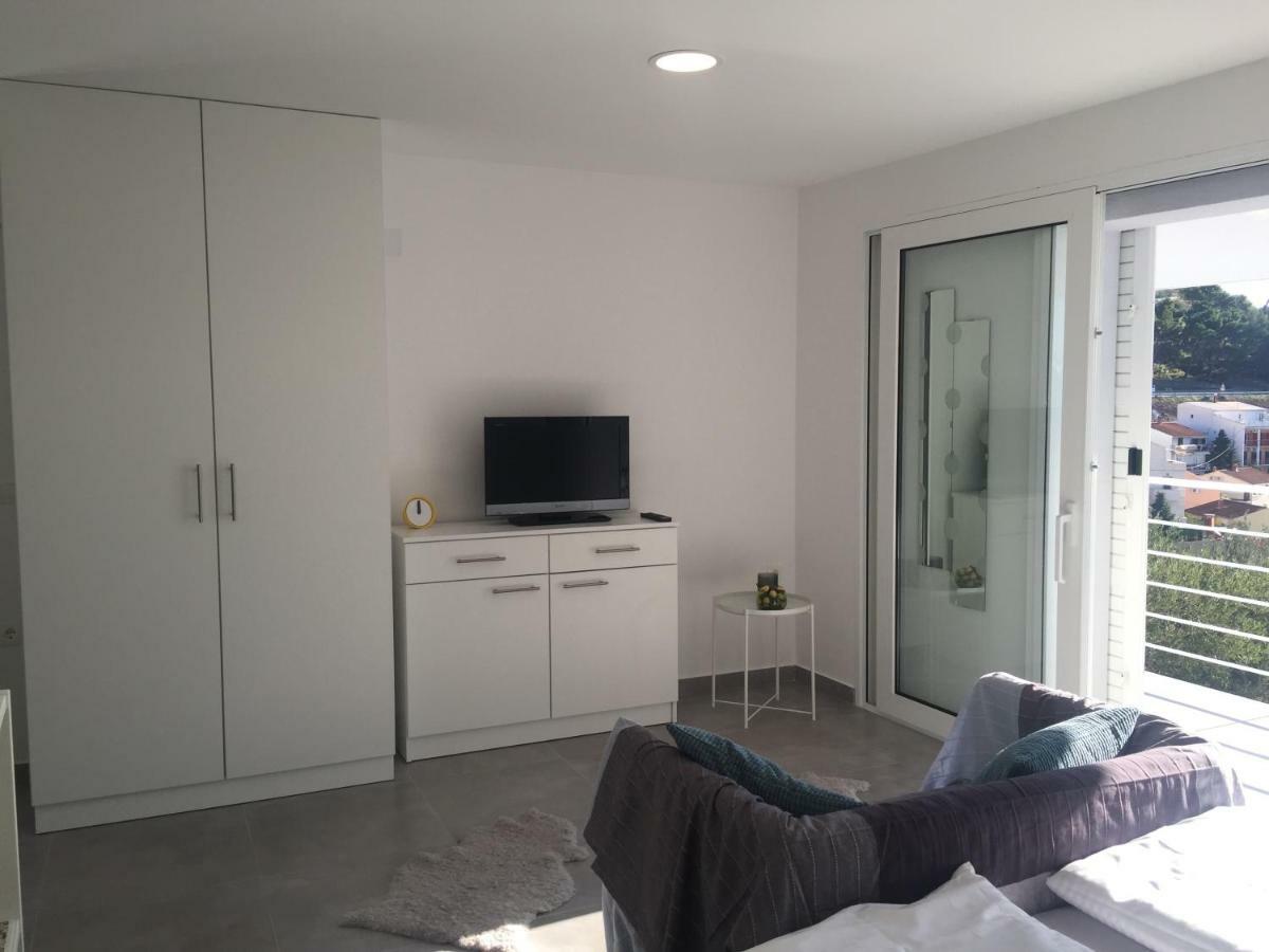Apartman Zeljka Apartment Подгора Екстериор снимка